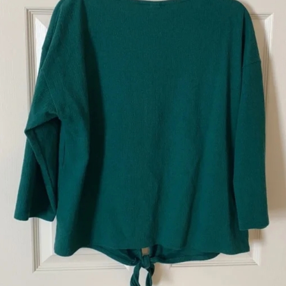 Old Navy emerald tie-front vneck top Sz M - Picture 2 of 4